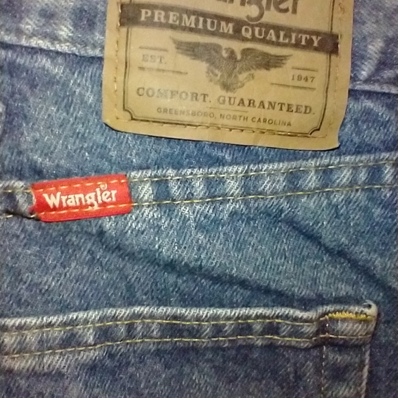 Wrangler Blue Medium Wash Denim Jeans Men's sz 42x30. - Picture 7 of 7